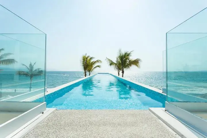 Beachfront X-Large Corner Unit-2 Bdr- Ocean View Puerto Vallarta Mexiko