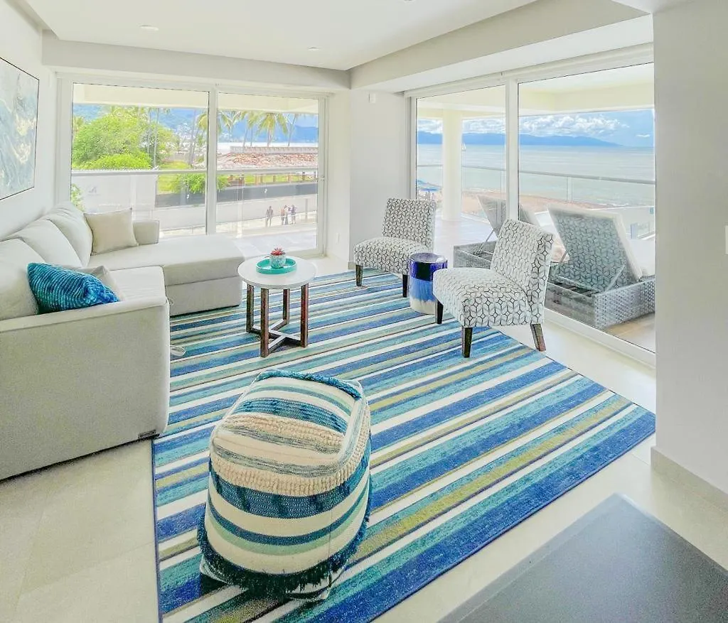 Beachfront X-Large Corner Unit-2 Bdr- Ocean View Puerto Vallarta Ferienhaus