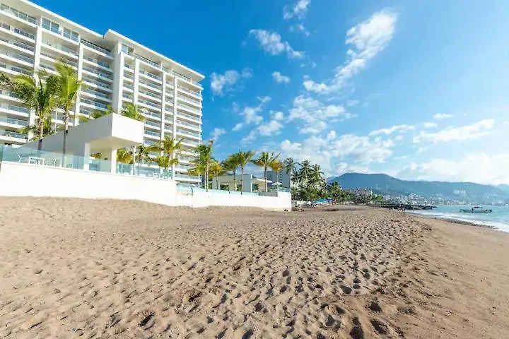 Beachfront X-Large Corner Unit-2 Bdr- Ocean View Puerto Vallarta 0*,  Mexico